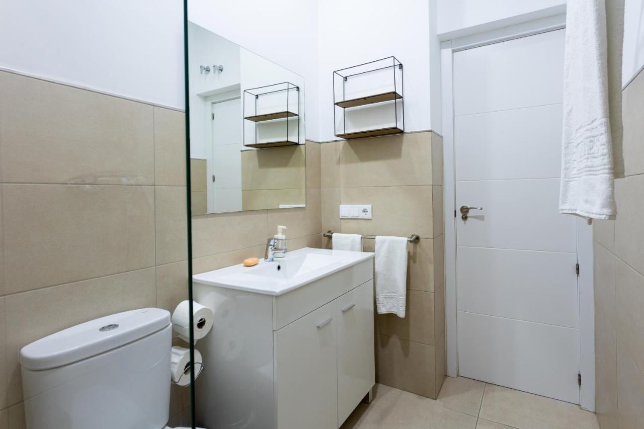 Apartamentos Homing Puerto Sherry El Puerto de Santa Maria Bagian luar foto